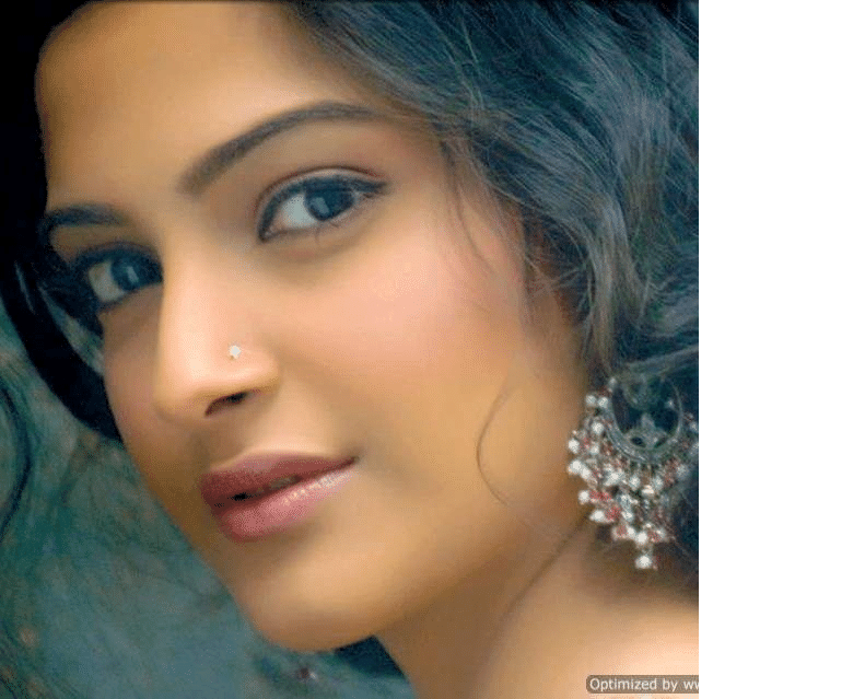 Sonam Kapoor Wallpapers HD