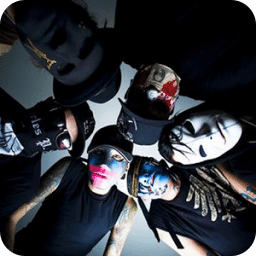 Hollywood Undead